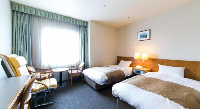 Pearl Hotel Ota Isesaki Exterior photo